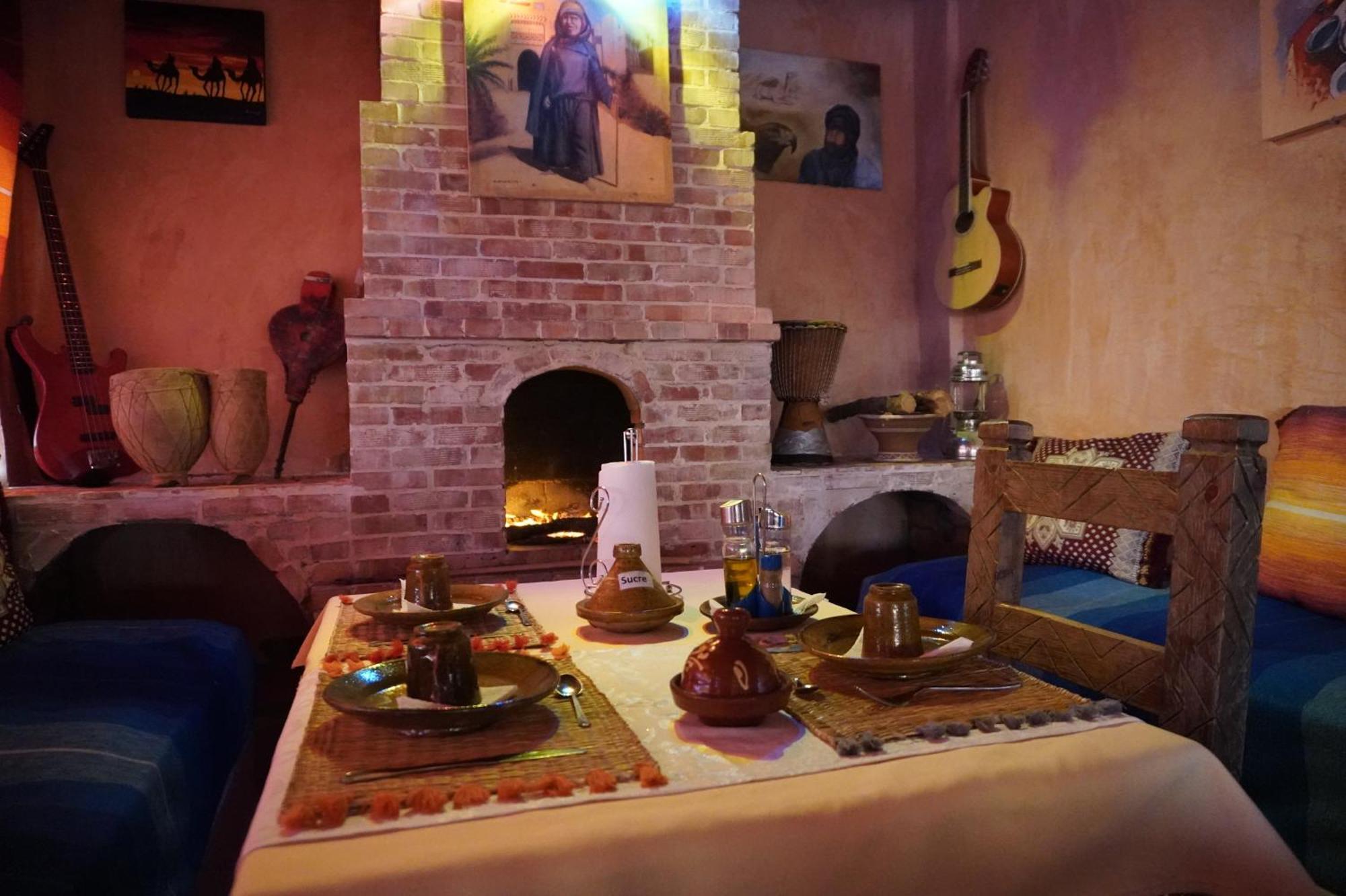 La Kasbah Elkhorbat Muxu Berbere Hotel Asrir  Kültér fotó