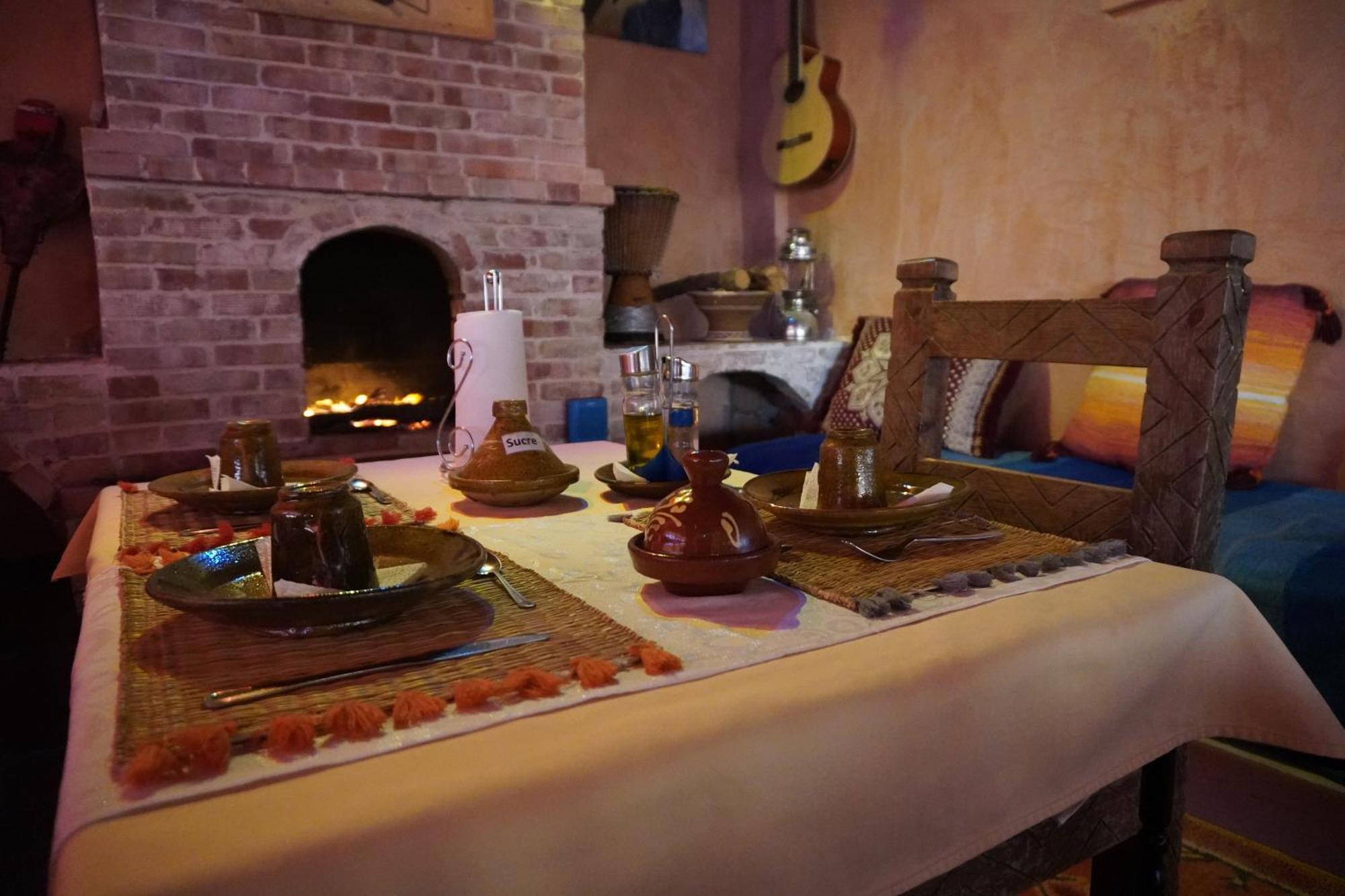 La Kasbah Elkhorbat Muxu Berbere Hotel Asrir  Kültér fotó