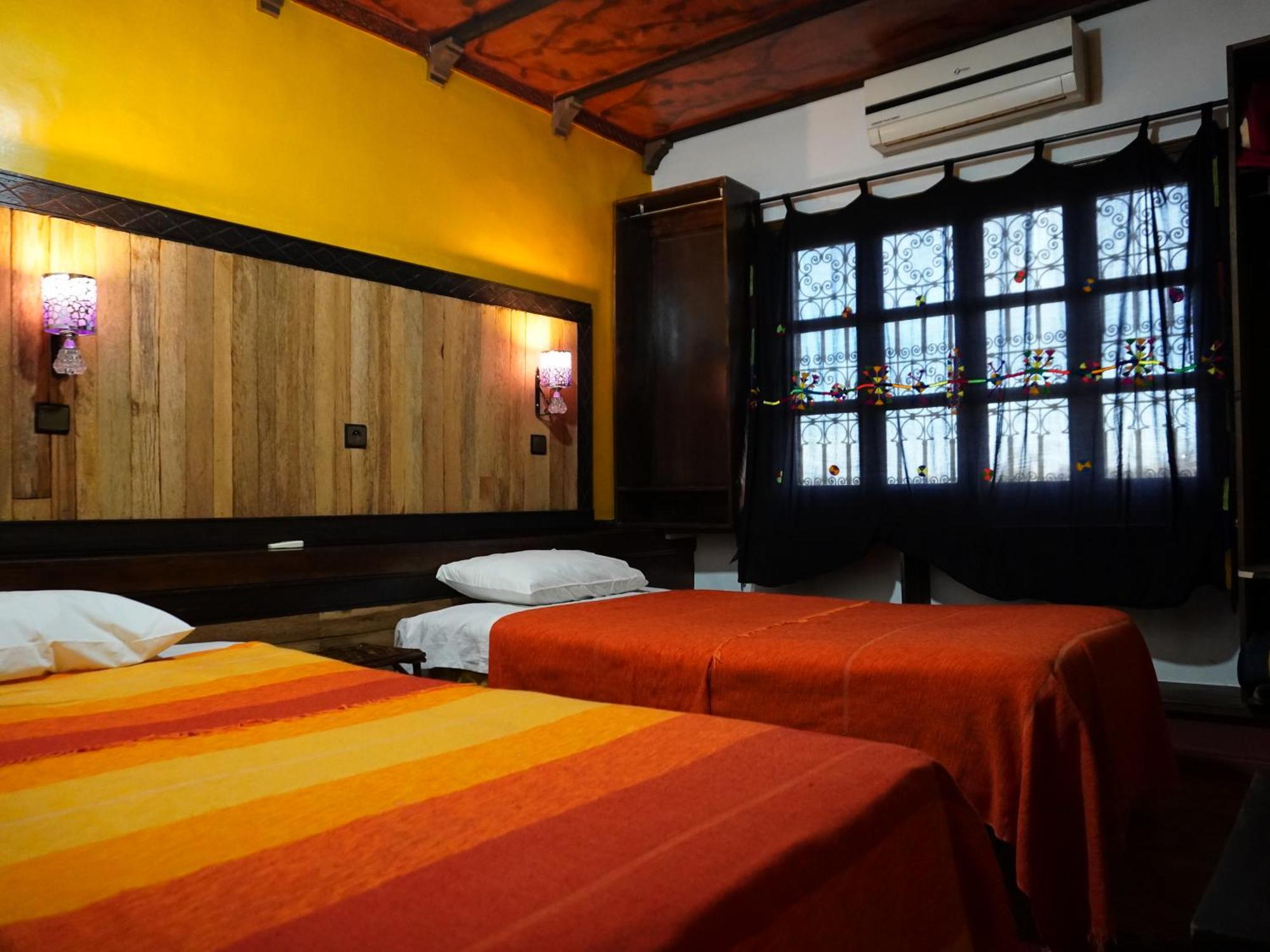 La Kasbah Elkhorbat Muxu Berbere Hotel Asrir  Kültér fotó