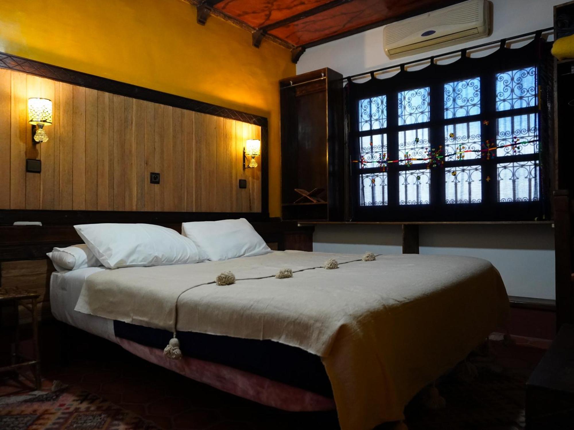 La Kasbah Elkhorbat Muxu Berbere Hotel Asrir  Kültér fotó